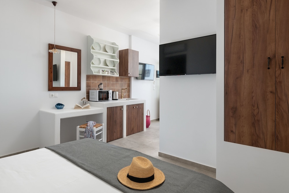 Akti Luxury Suites photo 1