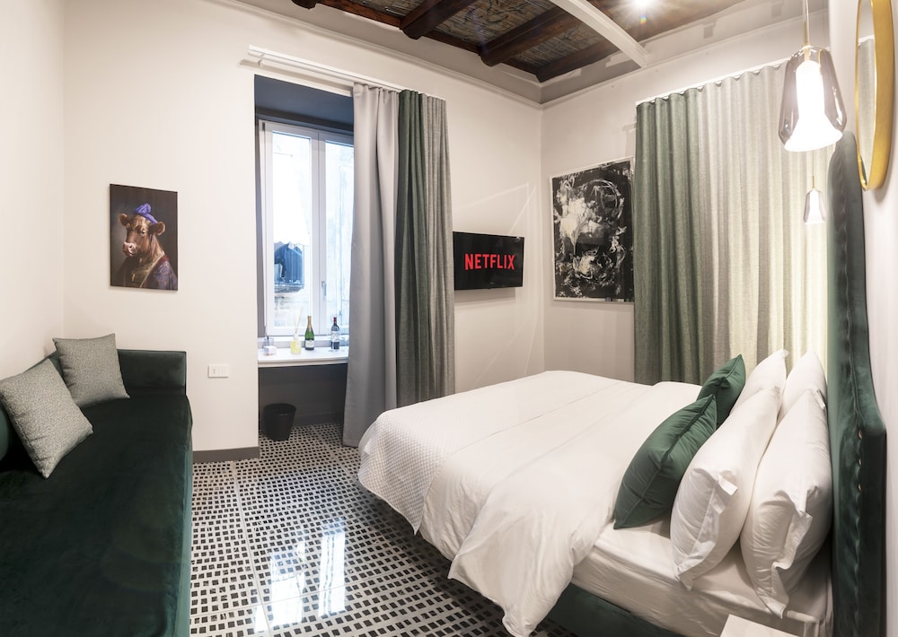 Luxury Triple Room