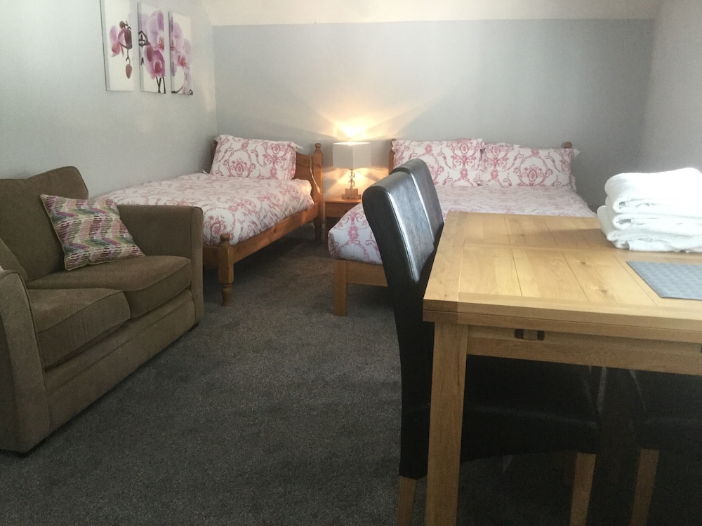Family Room photo 2