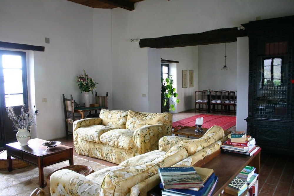 Duplex, 2 Bedrooms photo 1