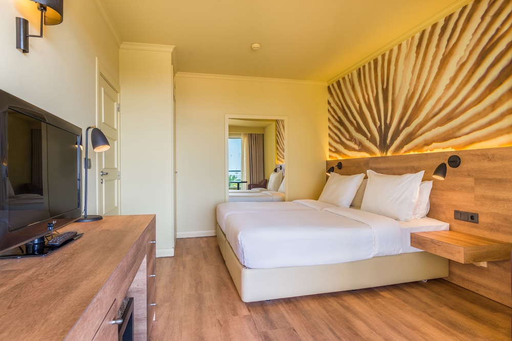 Suite Side Sea View - Photo 3