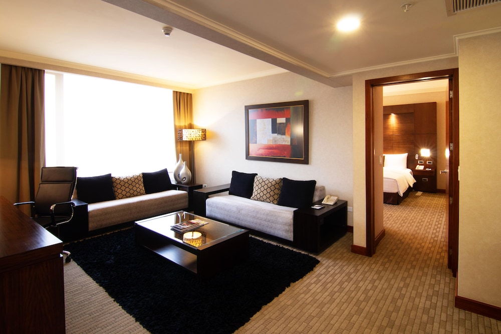 Executive Suite, 1 Bedroom, 2 Double Beds, Executive Lounge Access photo 3
