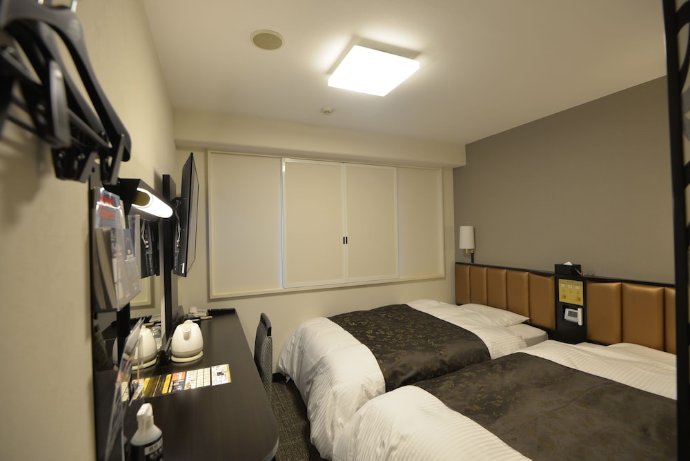 Standard Twin Room, Smoking photo 2