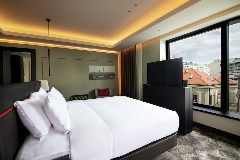 Junior Suite, 1 King Bed