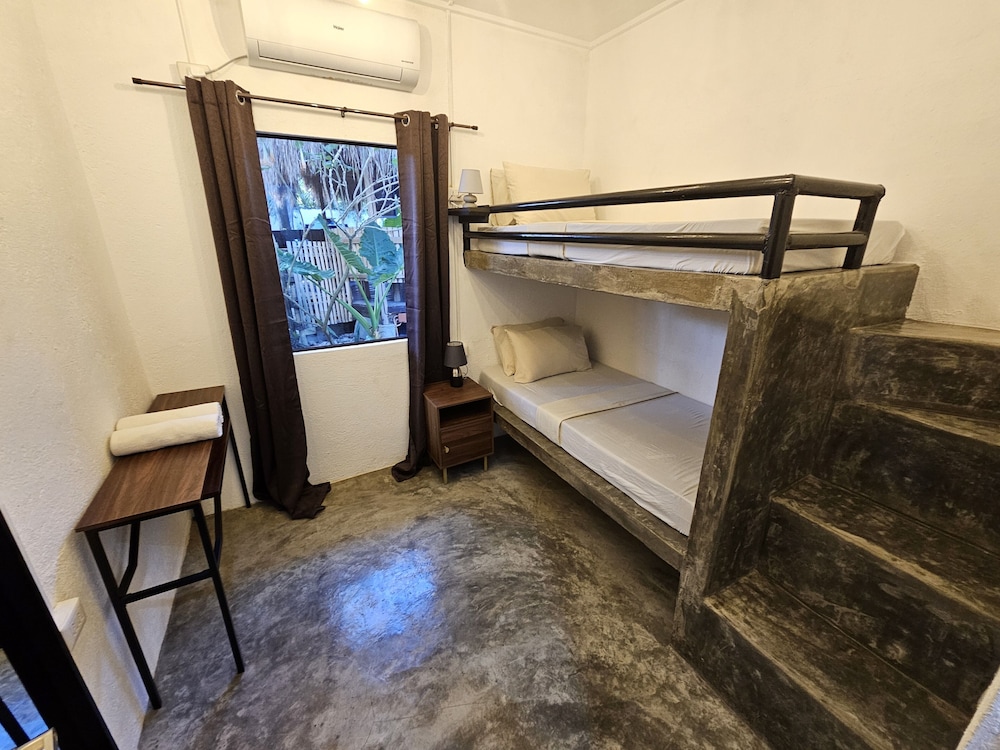 Standard Twin Room photo 2