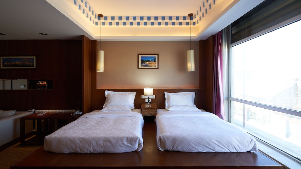 Deluxe Twin Room(Mainland China Guest Only) photo 1