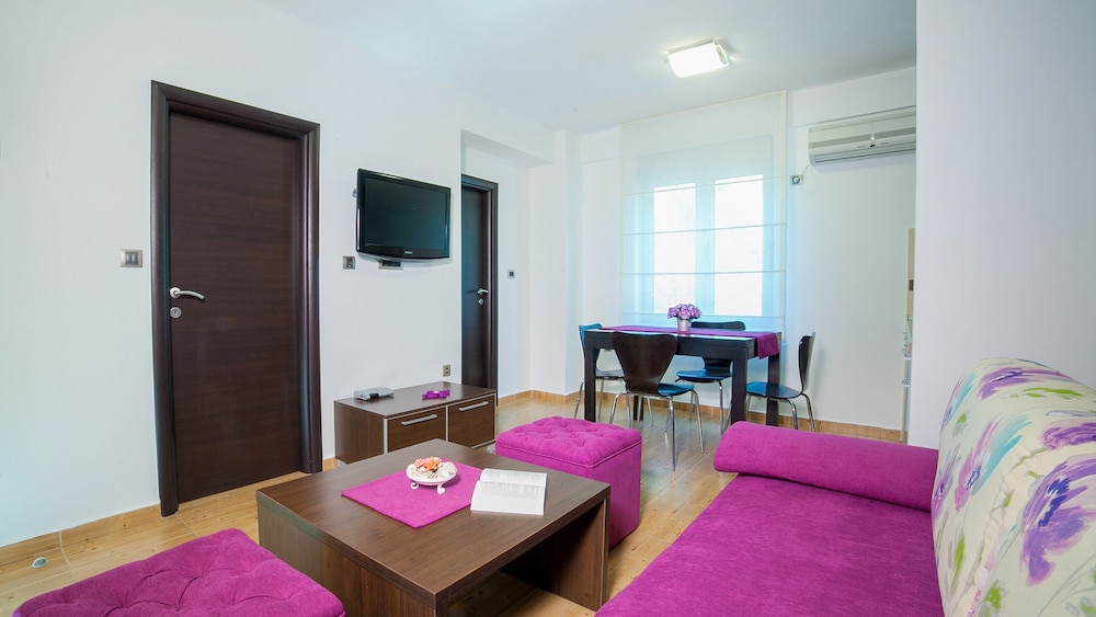 Comfort Apartment, Sea View - Photo 10