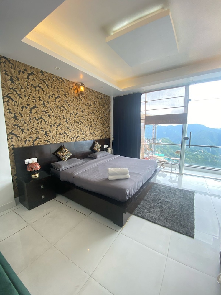 Superior Double Room, Balcony, Hill View photo 1
