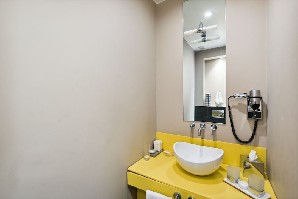 Comfort Room photo 3