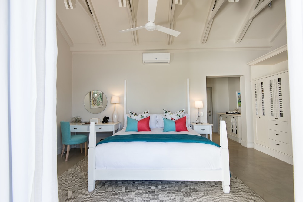 Luxury Suite, Garden Area photo 3