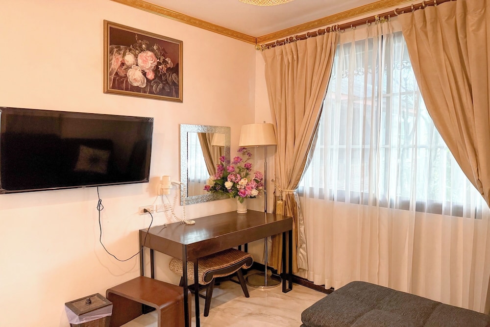 Suite King Room - Photo 3