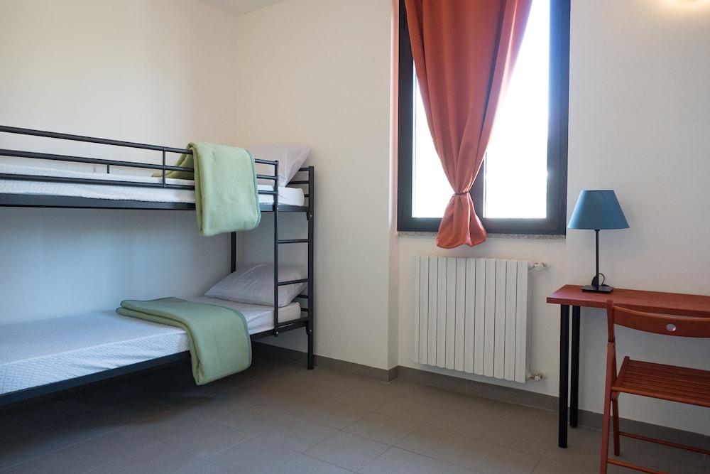 Basic Shared Dormitory, Mixed Dorm photo 3