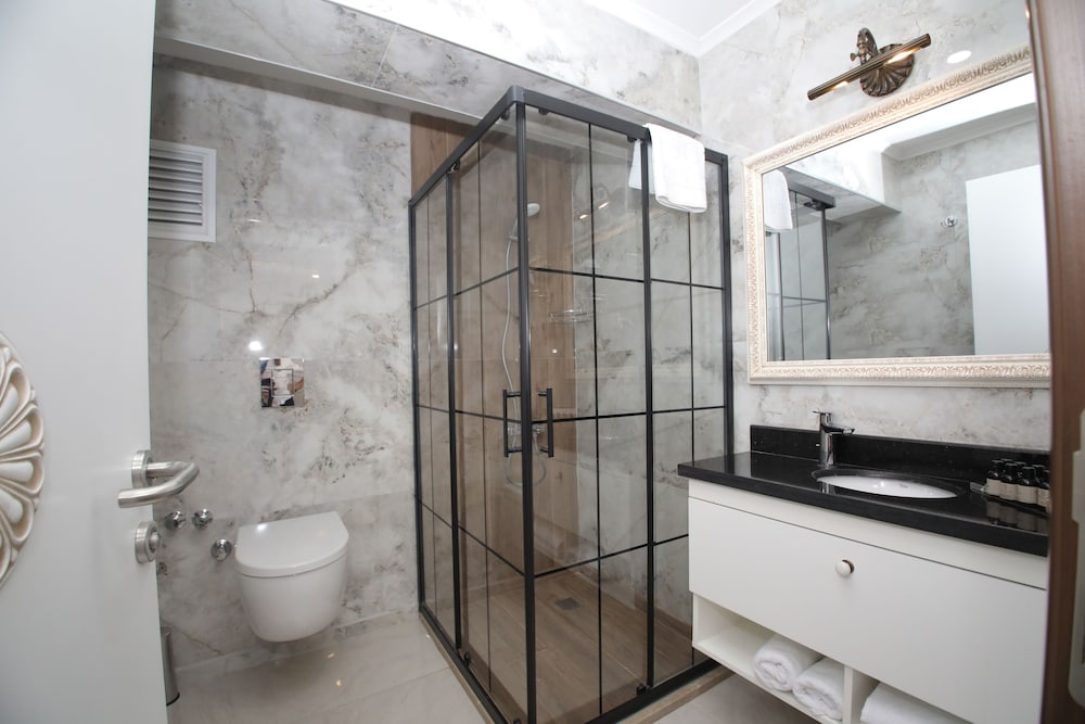 Standard Double or Twin Room, 1 Bedroom, Accessible, Mountain View photo 2