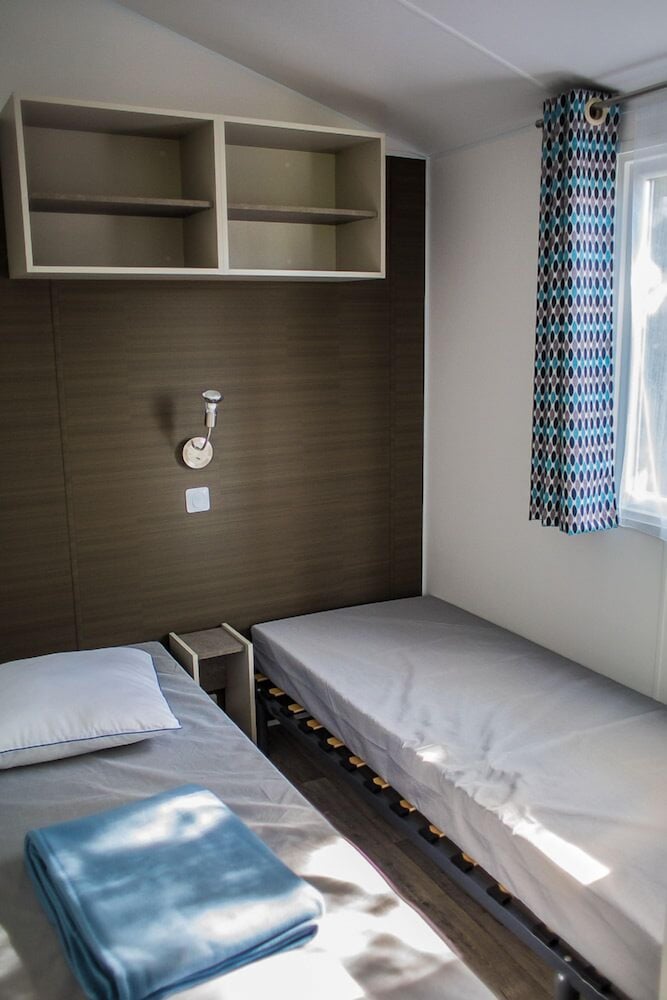Mobile Home (Mobile Home 3) photo 1
