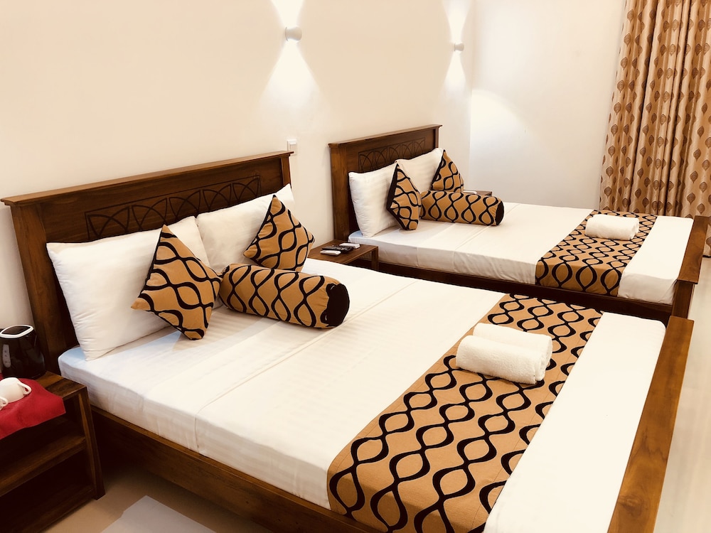 Deluxe Family Room photo 3