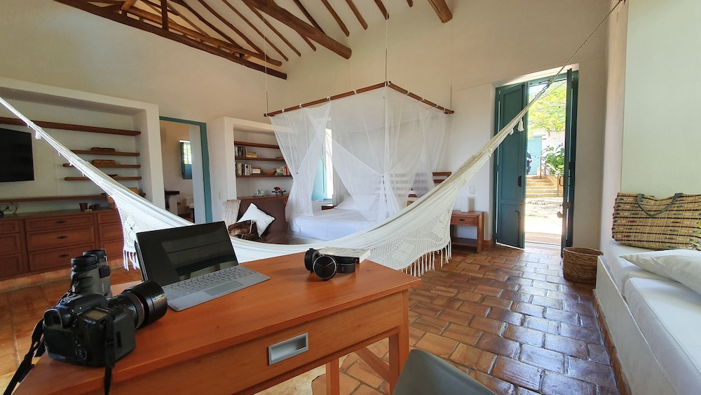 Suite, 1 King Bed