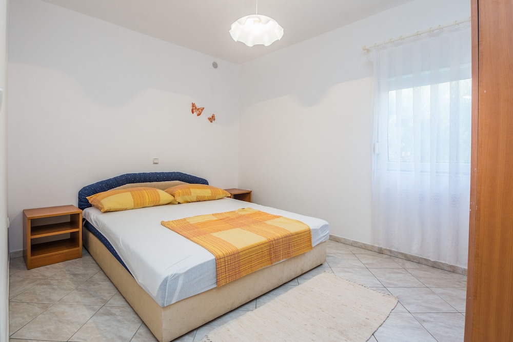 Classic Apartment A2
