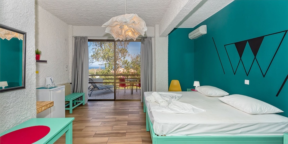 Standard Double Room, Garden View photo 2