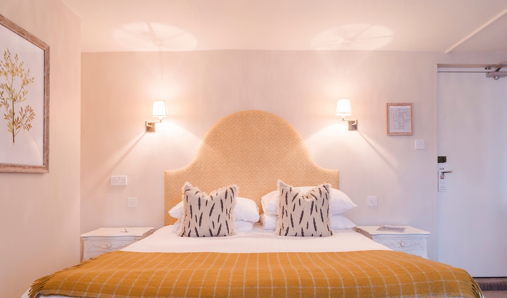 Classic Double Or Twin Room (Single Use) photo 3