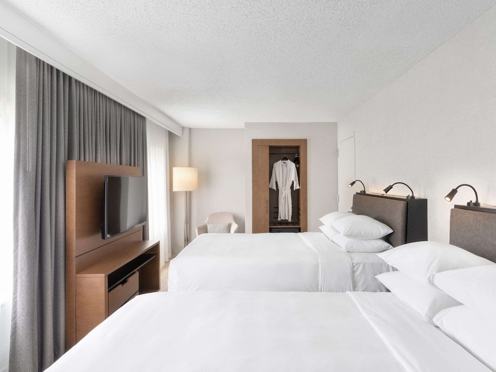 Deluxe Suite - Photo 5