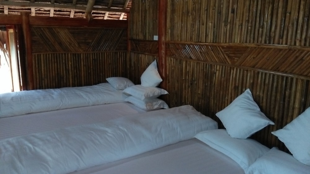 Design Bungalow, 1 King Bed, Ensuite, Valley View photo 2