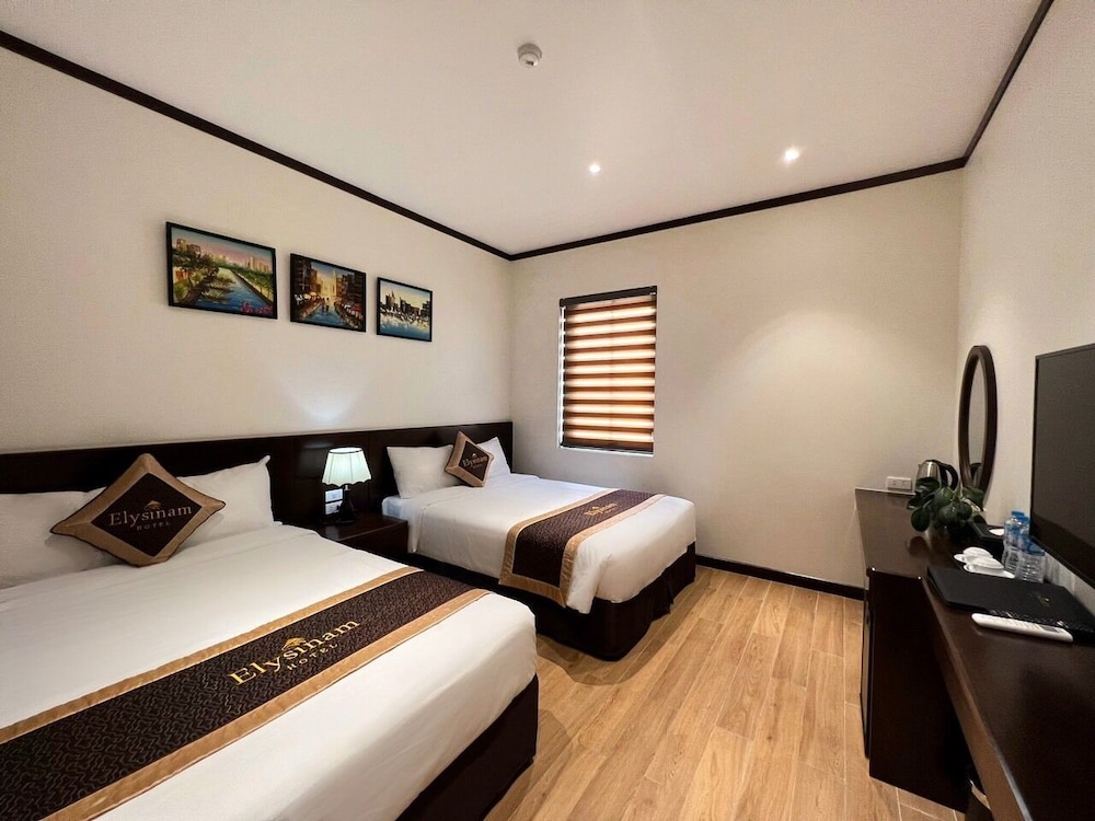Standard Twin Room - Photo 1