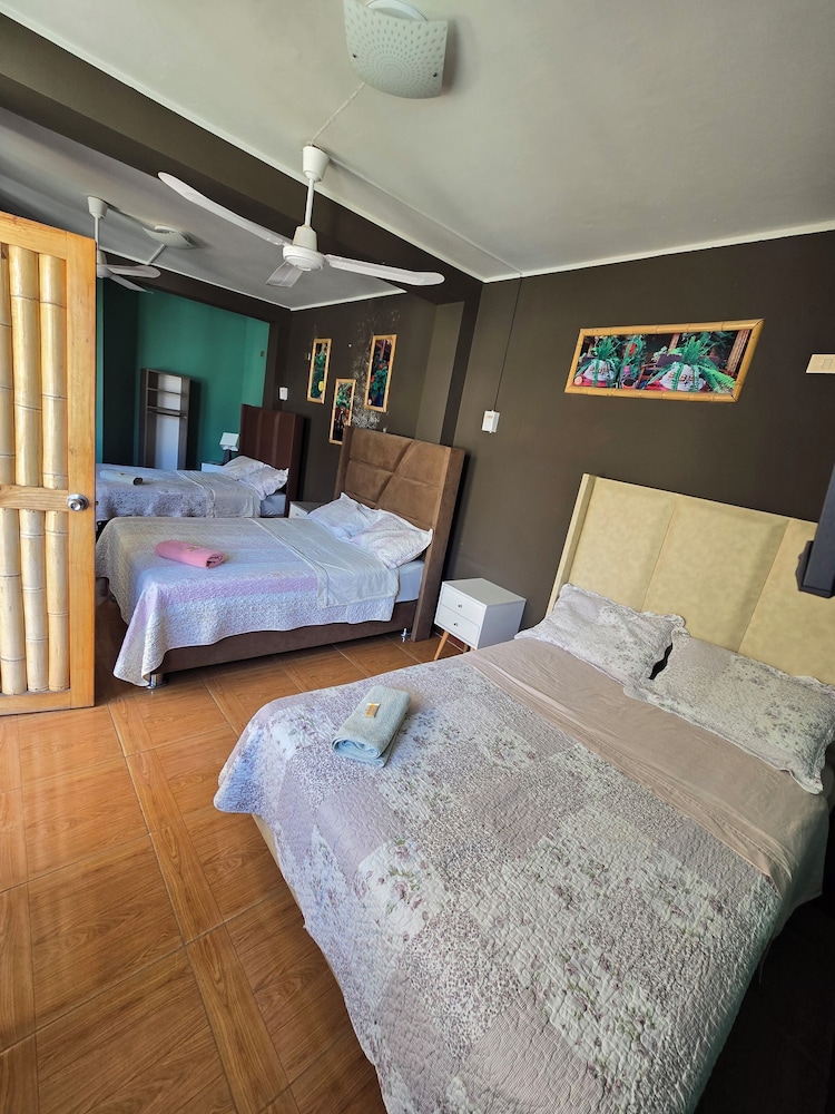 Standard Triple Room, Multiple Beds, Ensuite, Tower photo 3