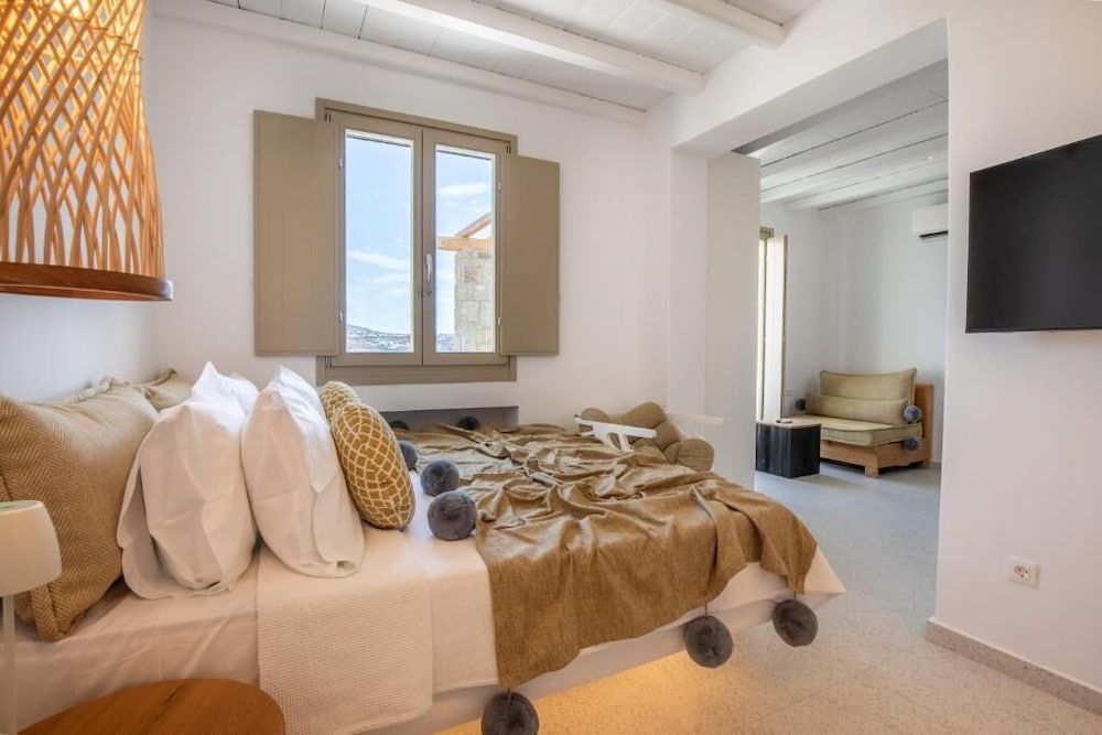 Junior Suite, Hot Tub, Sea View photo 3
