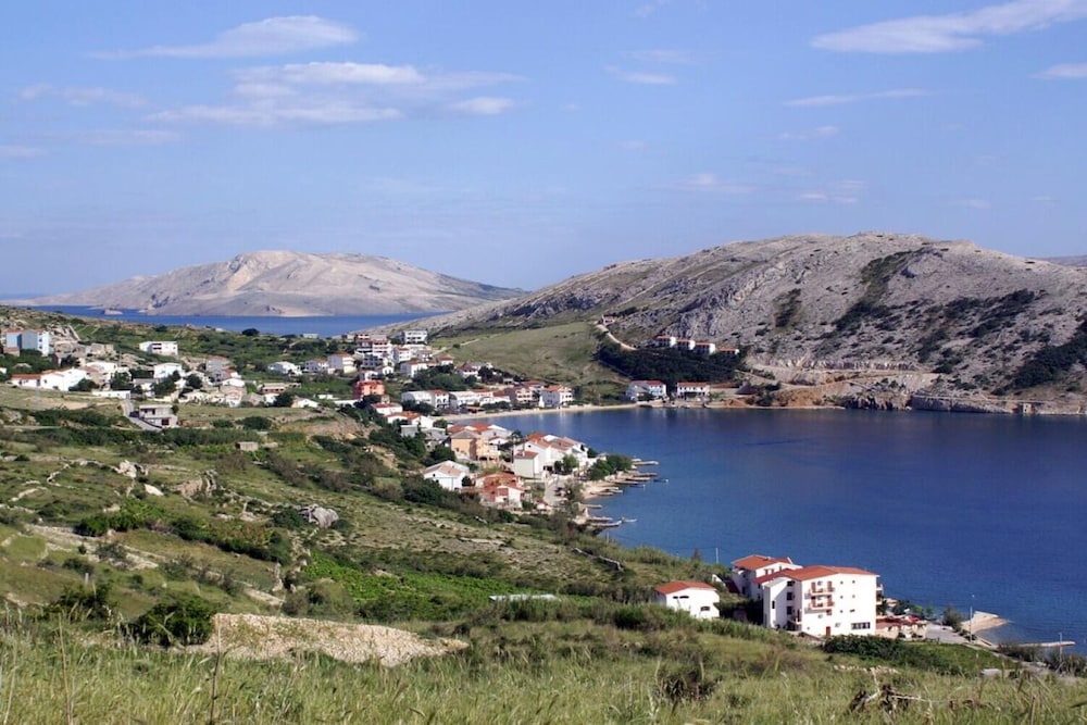 Apartment (Draga - 15 m from pebble beach - A4(3)