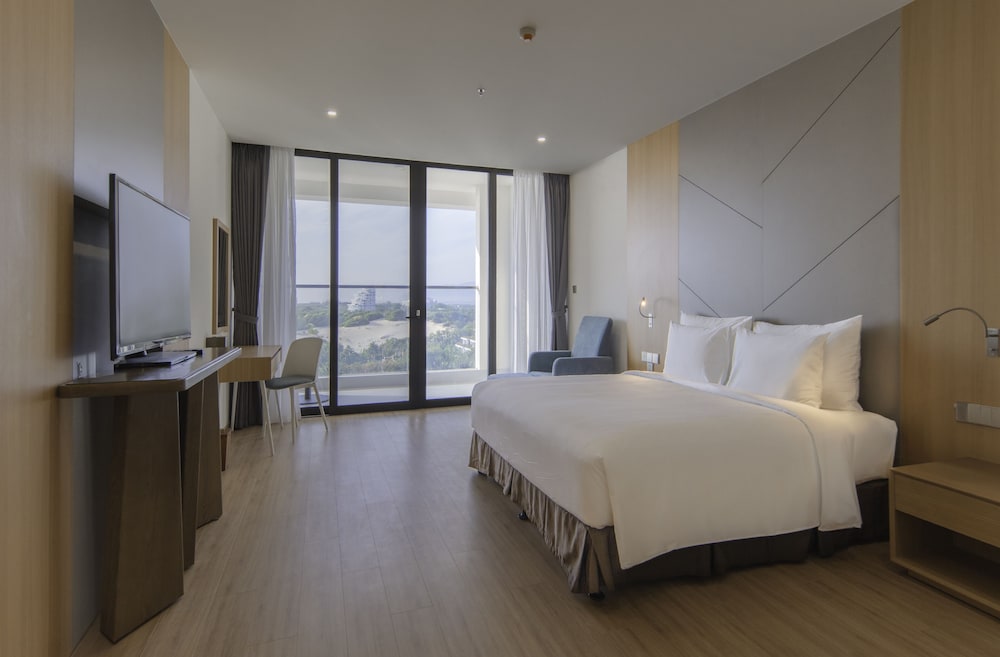 Deluxe Double Room, Ocean View - Photo 2