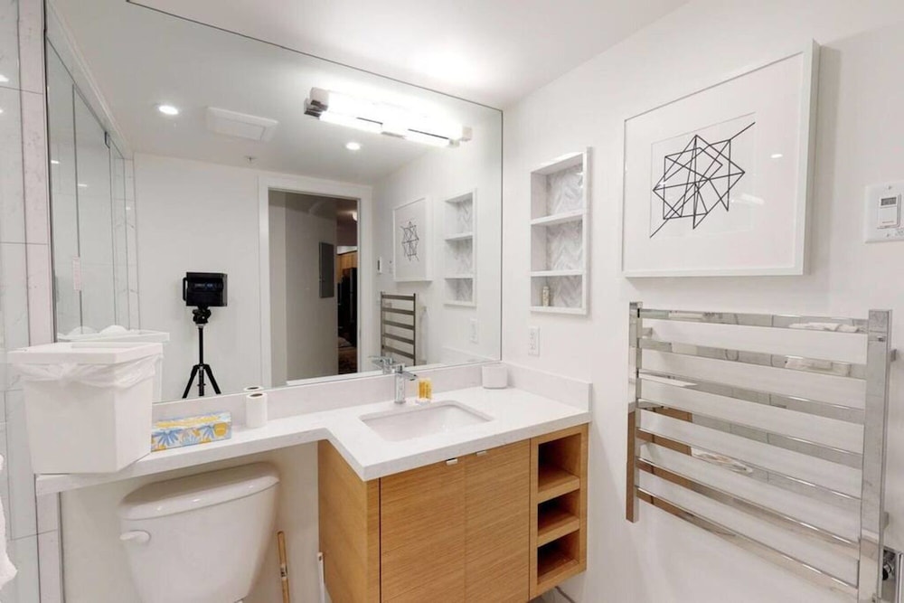 Ski in Ski out - Steam Shower - Roof top Hot tub, Photo 13