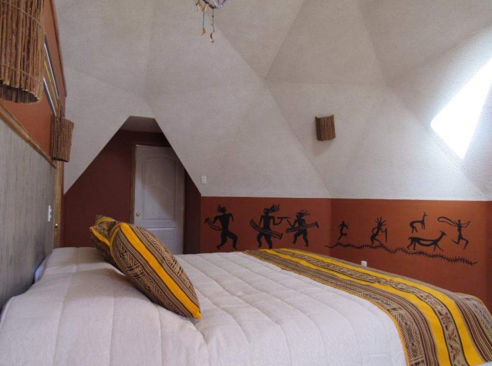 Double or Twin Room, 1 Double or 2 Twin Beds, Private Bathroom photo 3