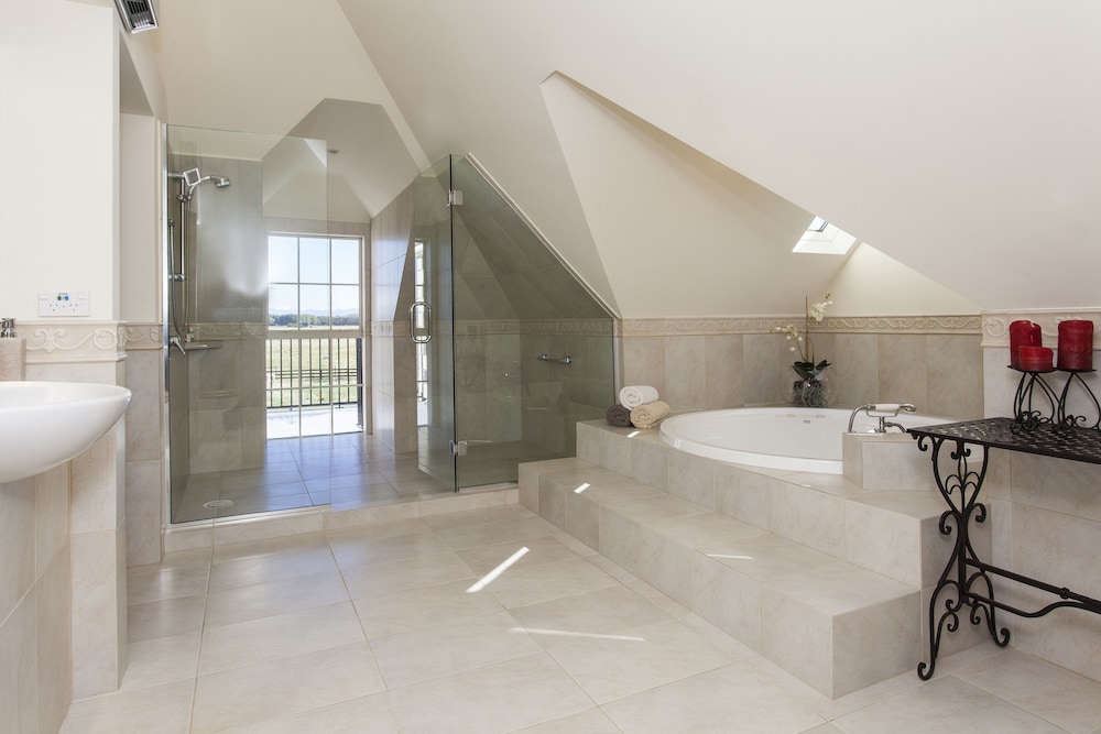 Superior Room, Ensuite photo 2