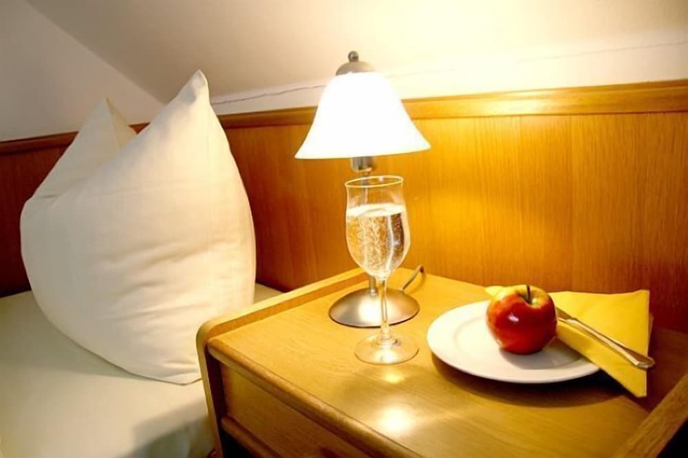 Double Room - Photo 2