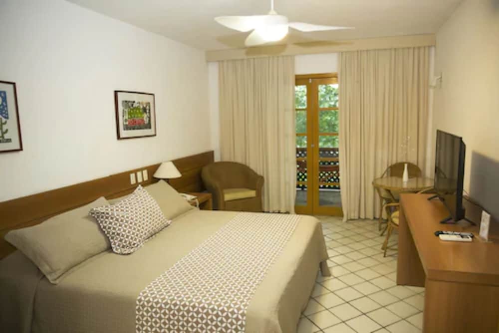 Deluxe Room, Lanai, Lake View photo 2