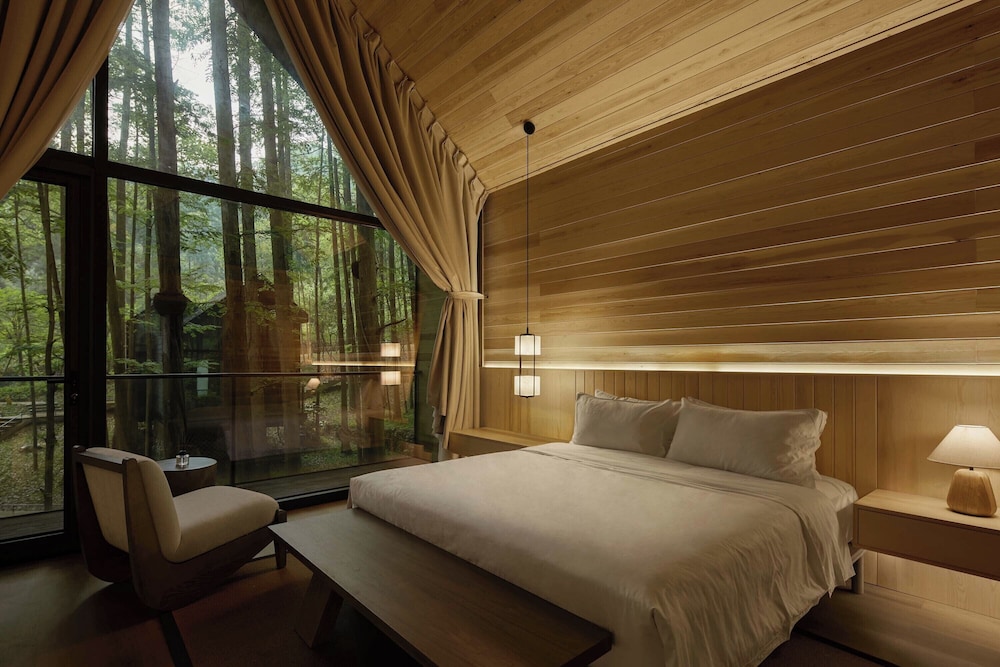 Family Chalet, Hill View