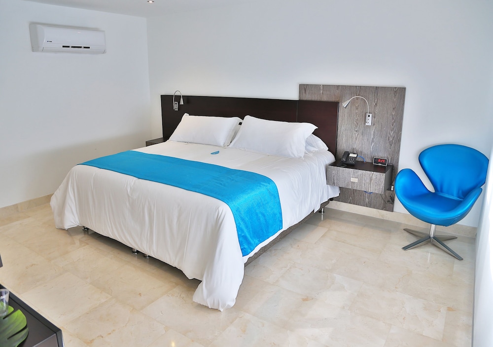 Superior Room, 1 King Bed