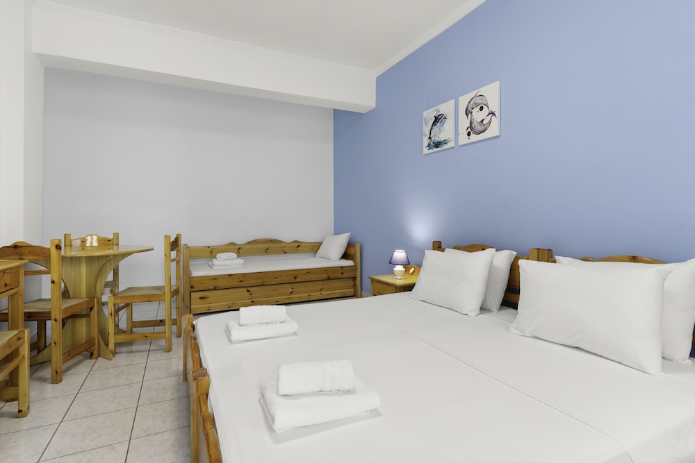 Standard Double or Twin Room - Photo 14