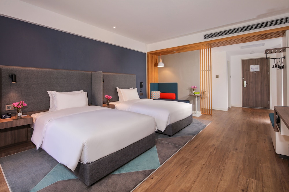 Standard Room, 2 Twin Beds - Photo 1
