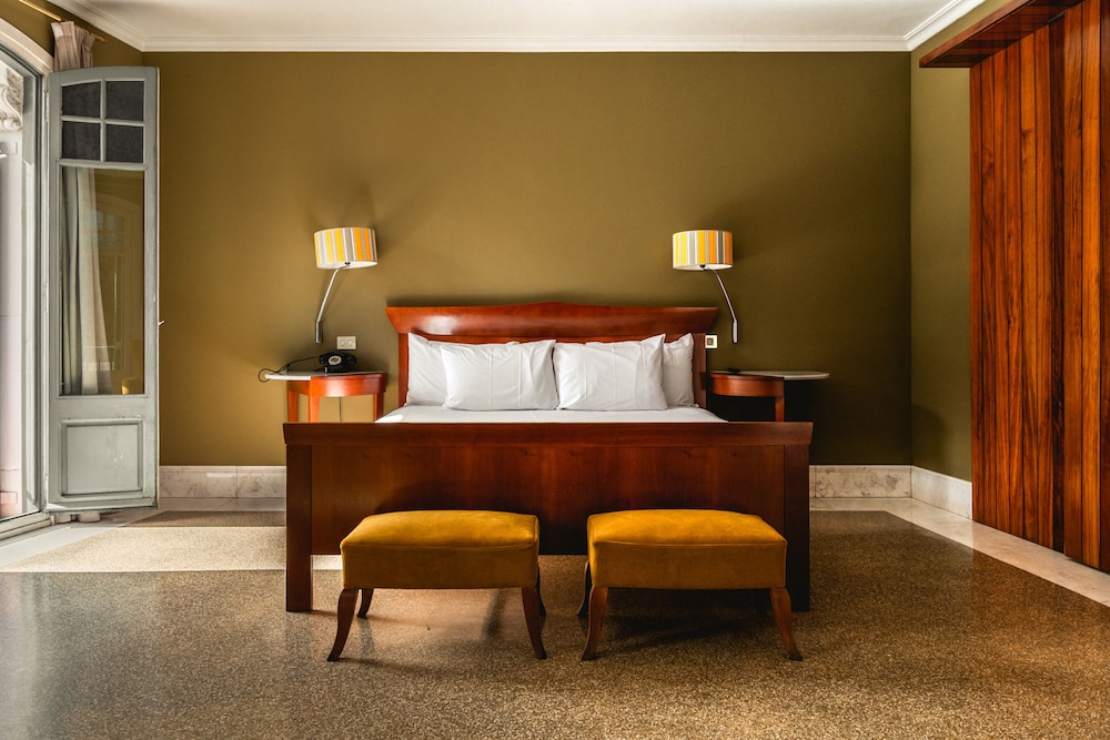 Premium Double Room