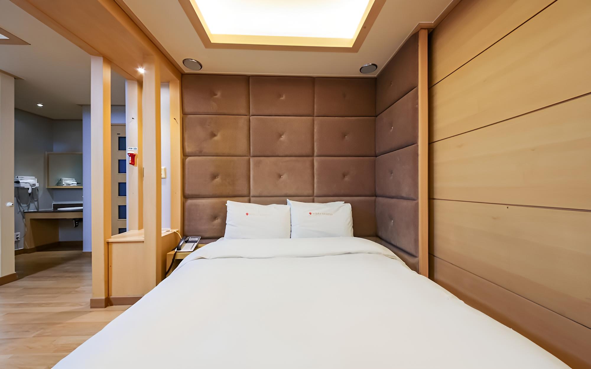 Room (Premium double) - Photo 3