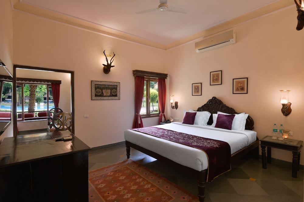 Deluxe Room, 1 King Bed - Photo 8