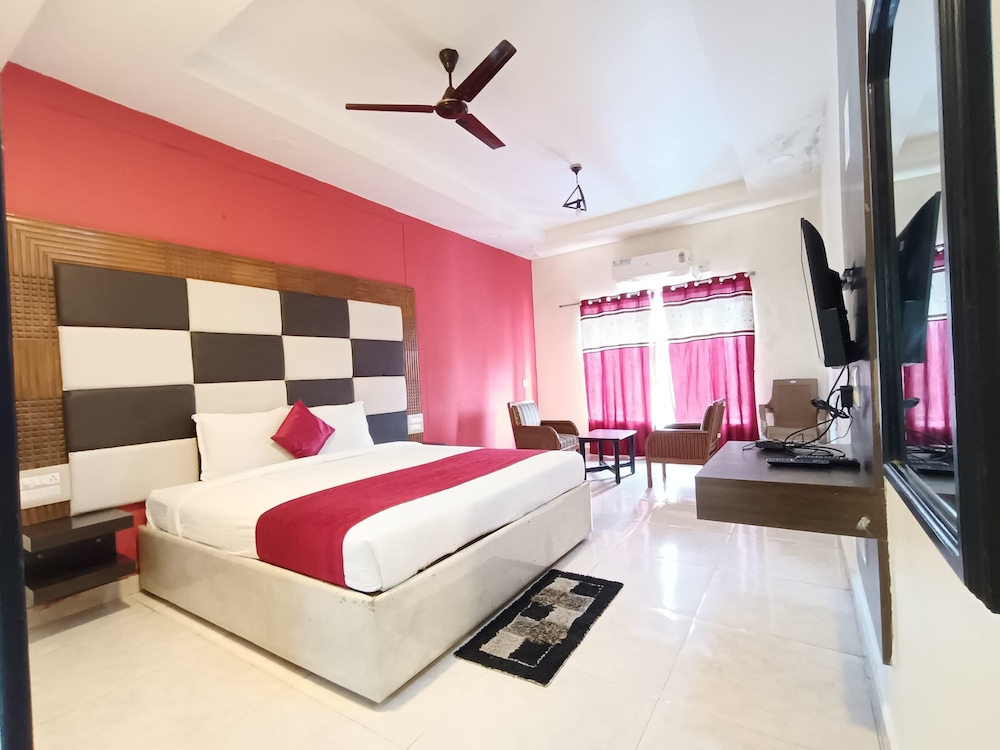 Superior Double Room, Valley View photo 2