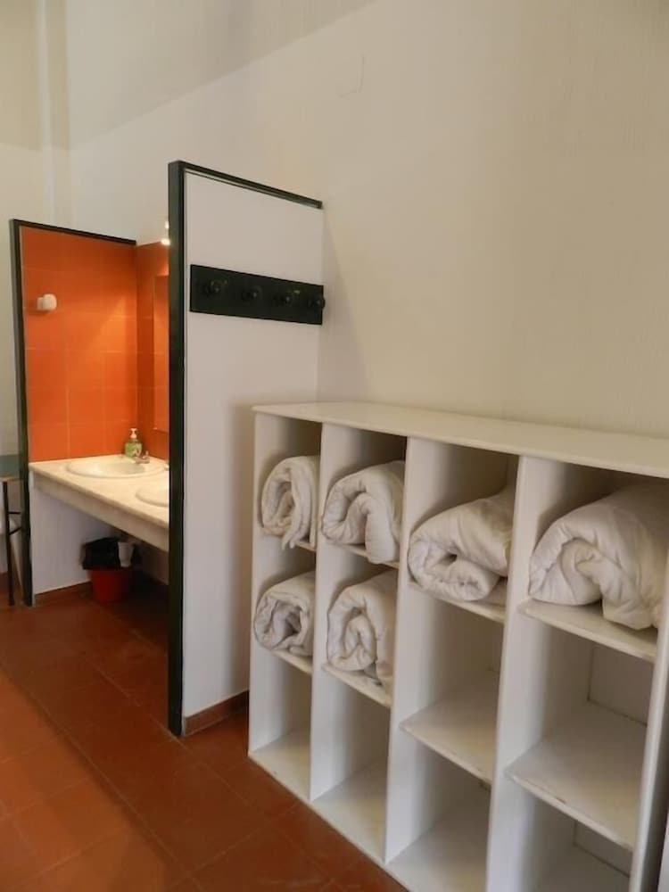 Family Room, Private Bathroom photo 2