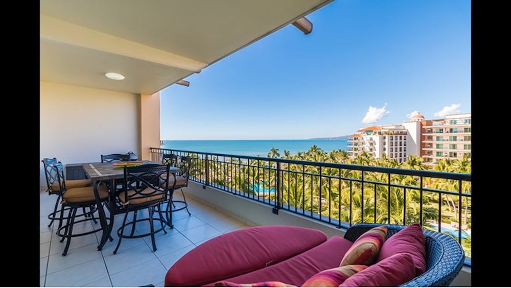 Condo photo 3