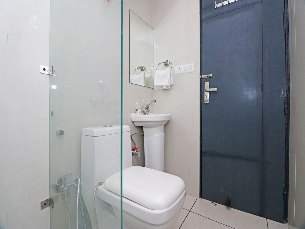 Deluxe Double Or Twin Room, 1 King Bed photo 2