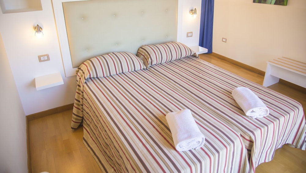 Junior Suite - Photo 18