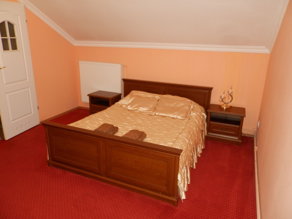 Room (7 Persons; Number 205) photo 1