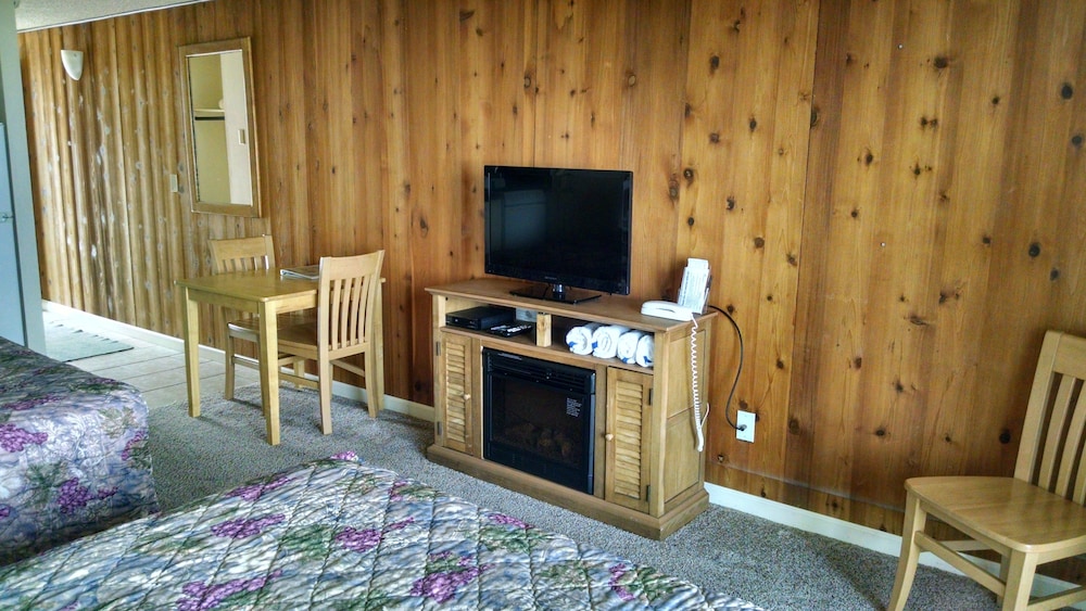(B) Standard Room, 2 Queen Beds, Ground Floor (Pet Friendly) photo 3