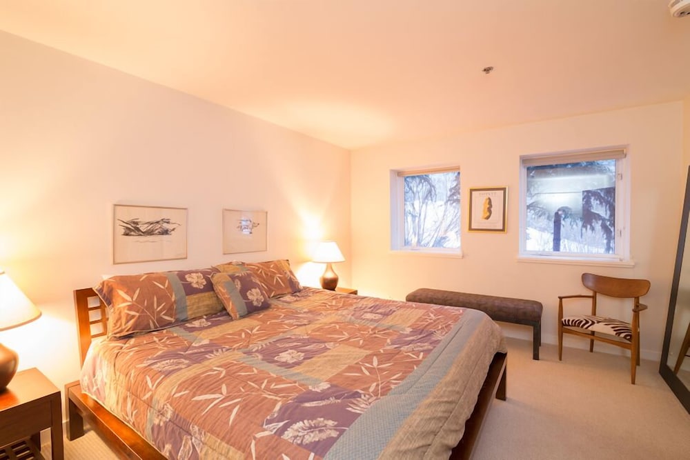 Condo, 1 Bedroom